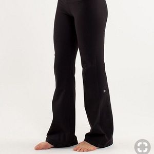 Lululemon yoga pants